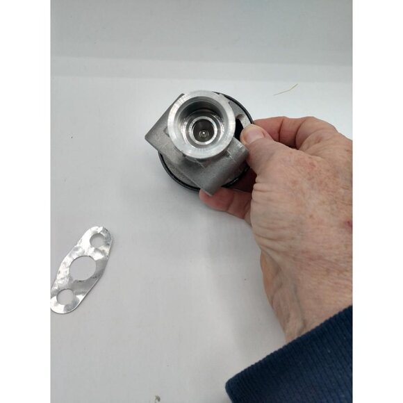 WVE Vehicle Electronics EGR Valve 4F1395 For Car Engine Performance Improvement - Picture 7 of 9